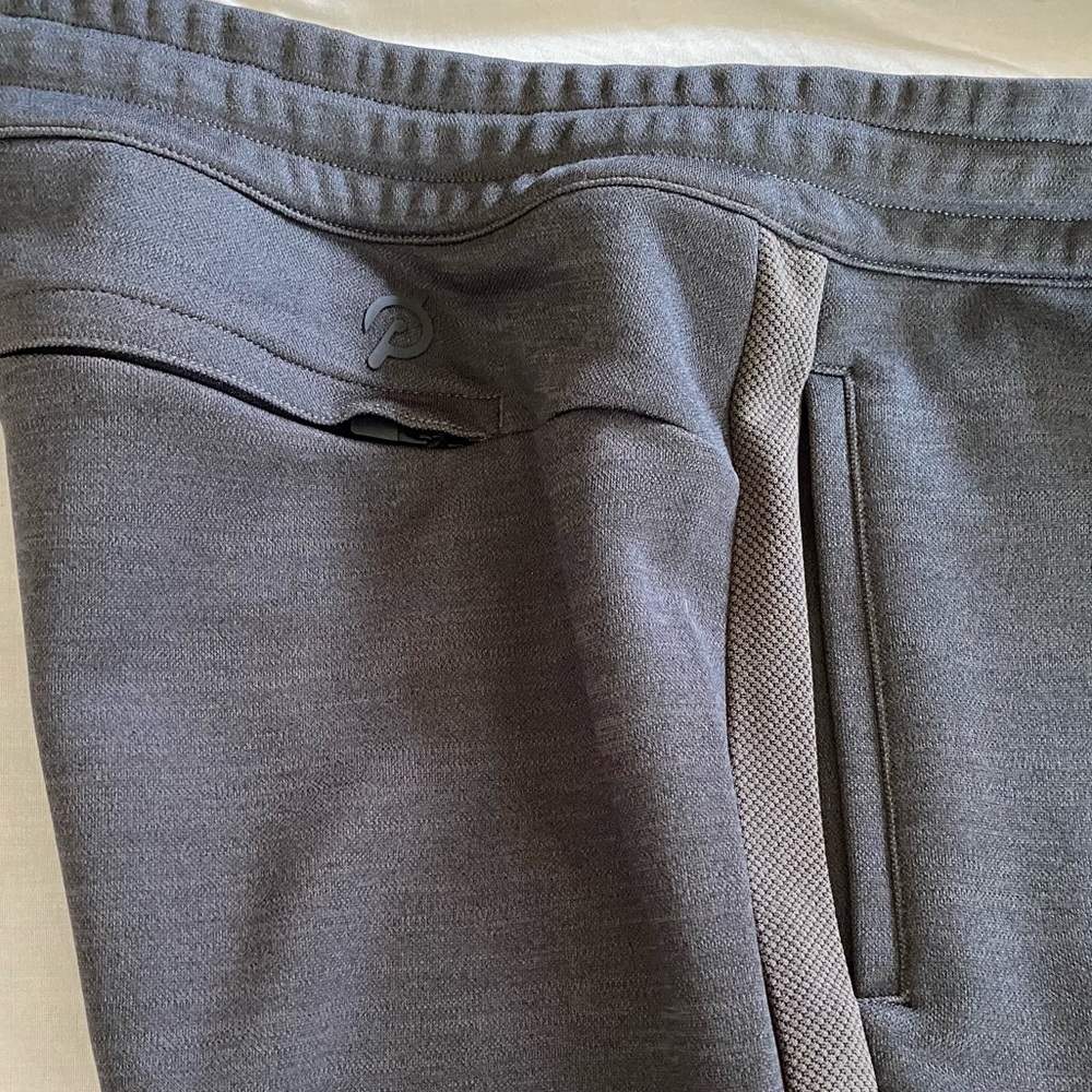 Peloton Men’s Side Tape Slim Fit Track Pant - Picture 3 of 7